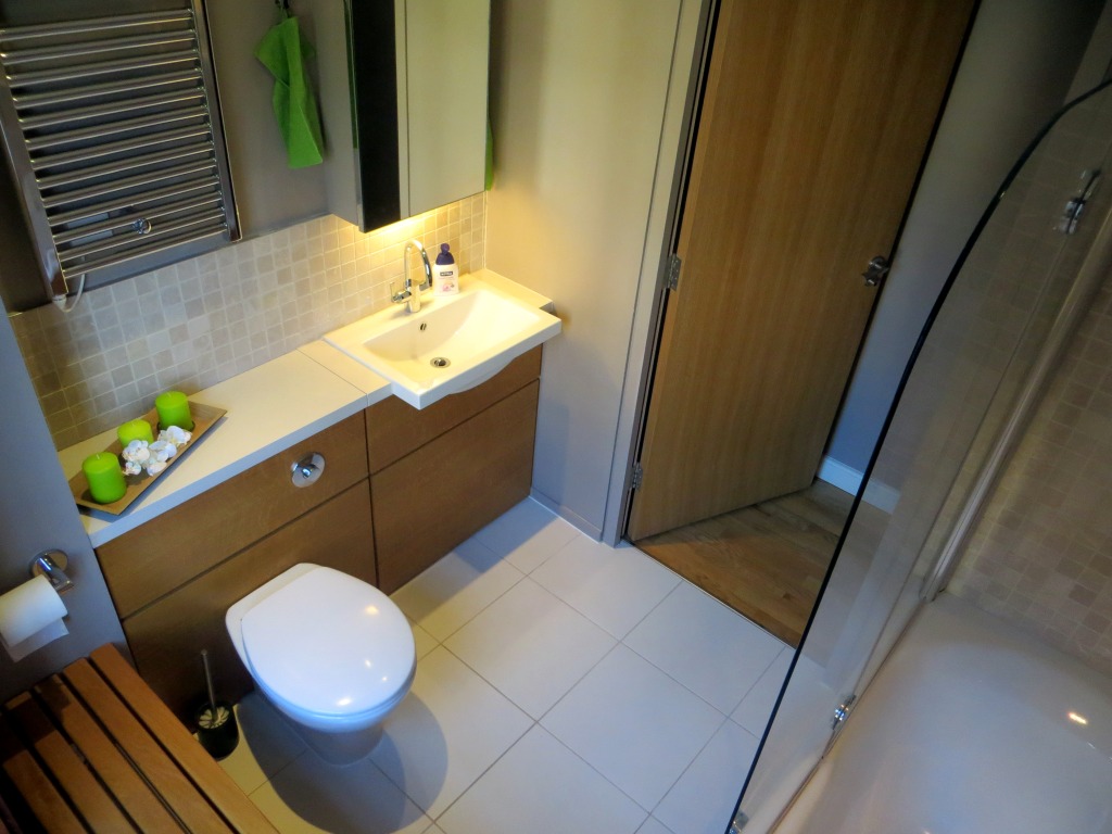 Scott Avenue, Putney, London, Greater London, SW15 - London